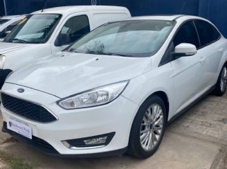 Ford Focus Usado en San Juan Financiado