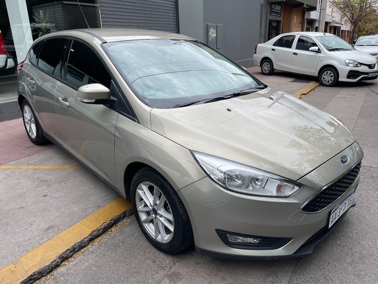 Ford Focus Usado en Mendoza, deRuedas