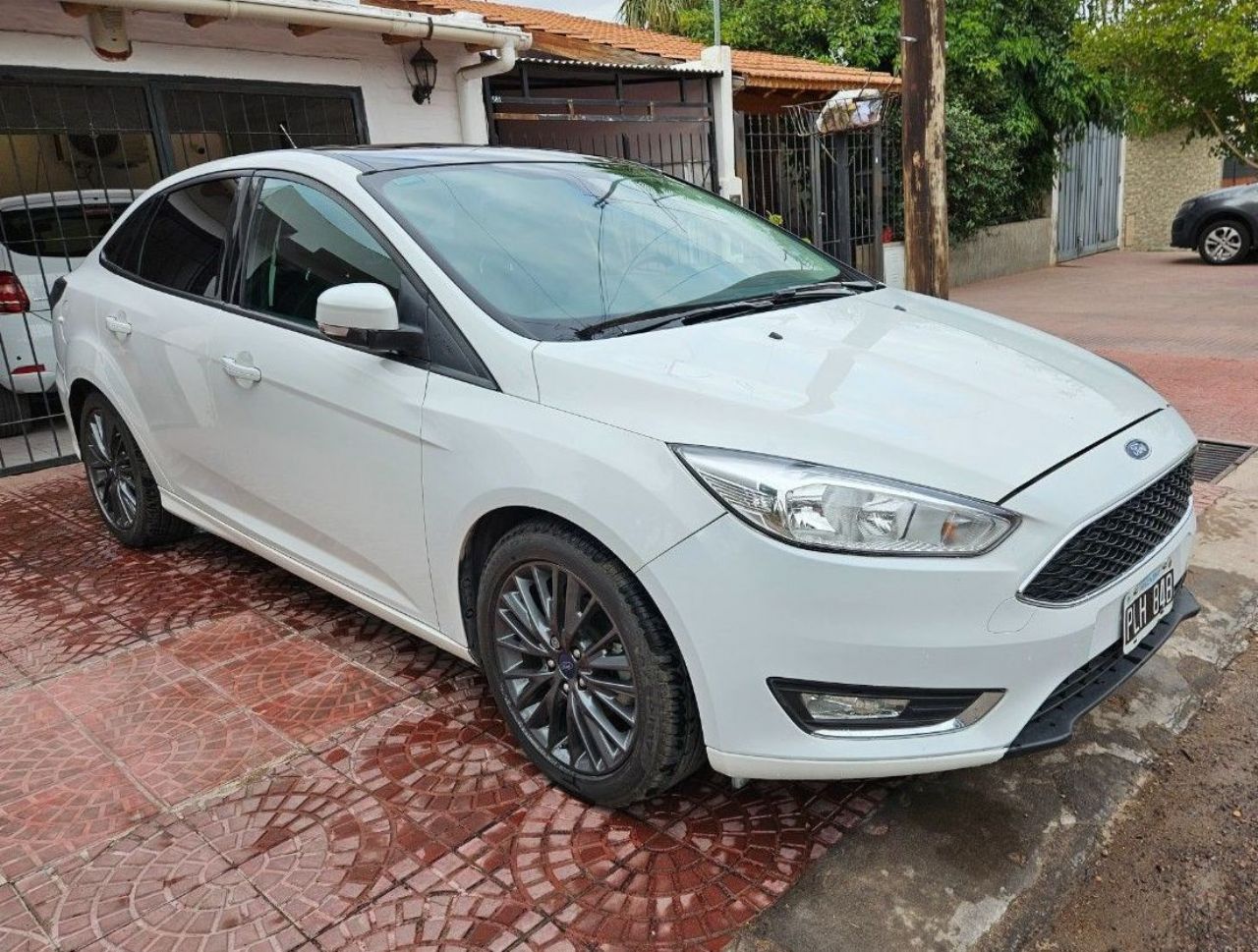 Ford Focus Usado en Mendoza, deRuedas