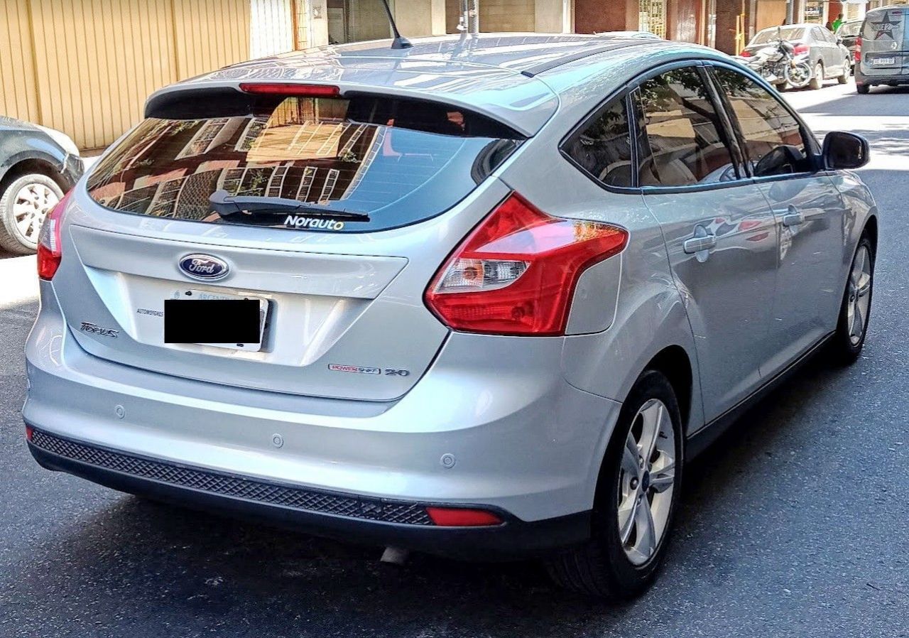 Ford Focus Usado en Buenos Aires, deRuedas