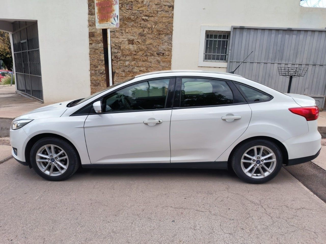 Ford Focus Usado en Mendoza, deRuedas