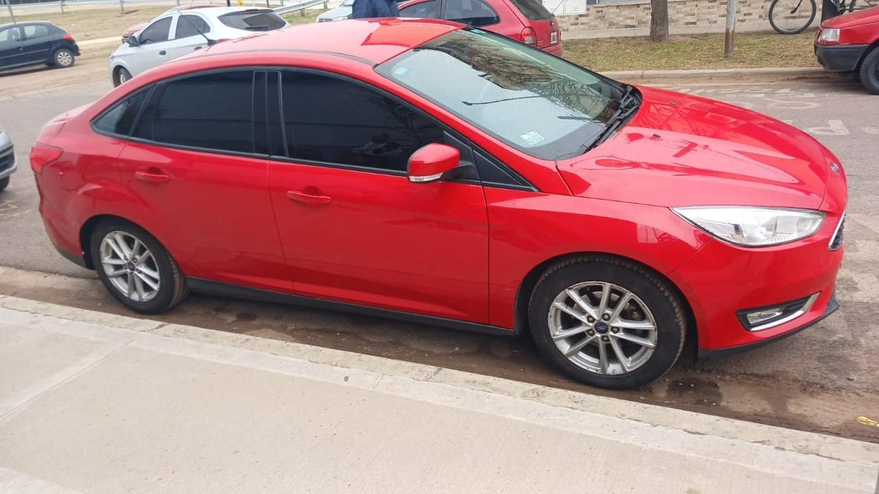 Ford Focus Usado en Santa Fe, deRuedas