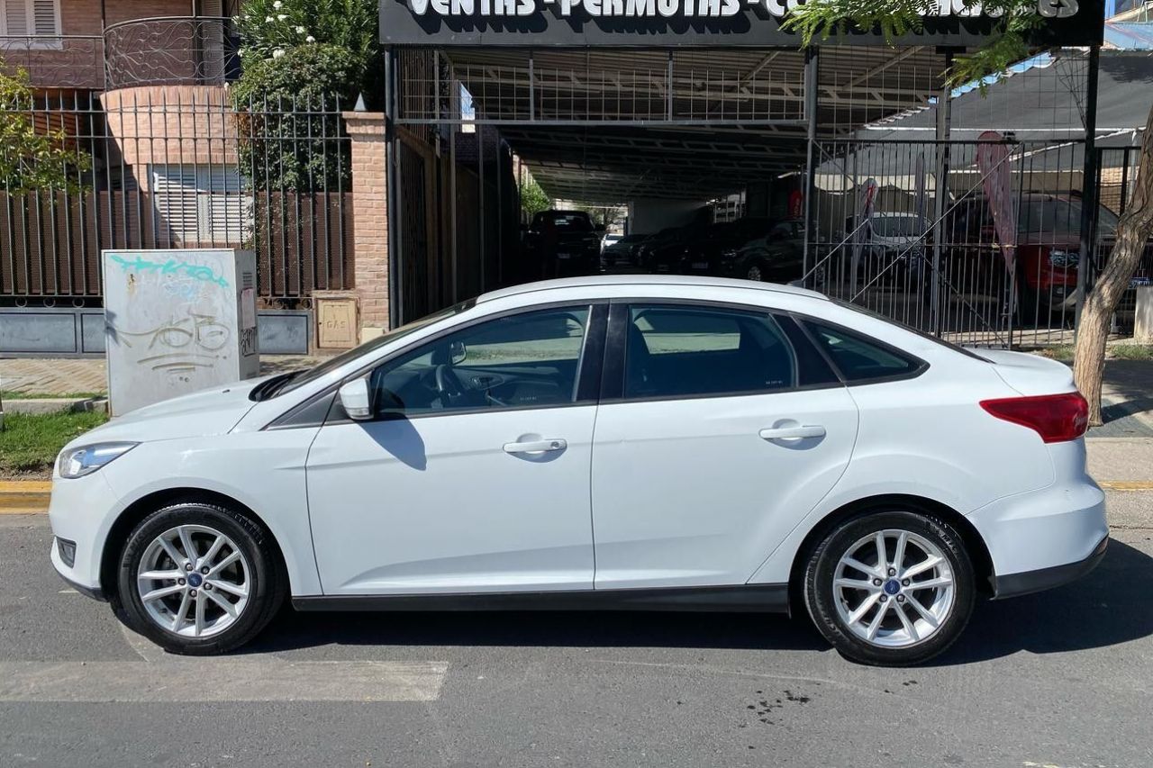 Ford Focus Usado en San Juan, deRuedas