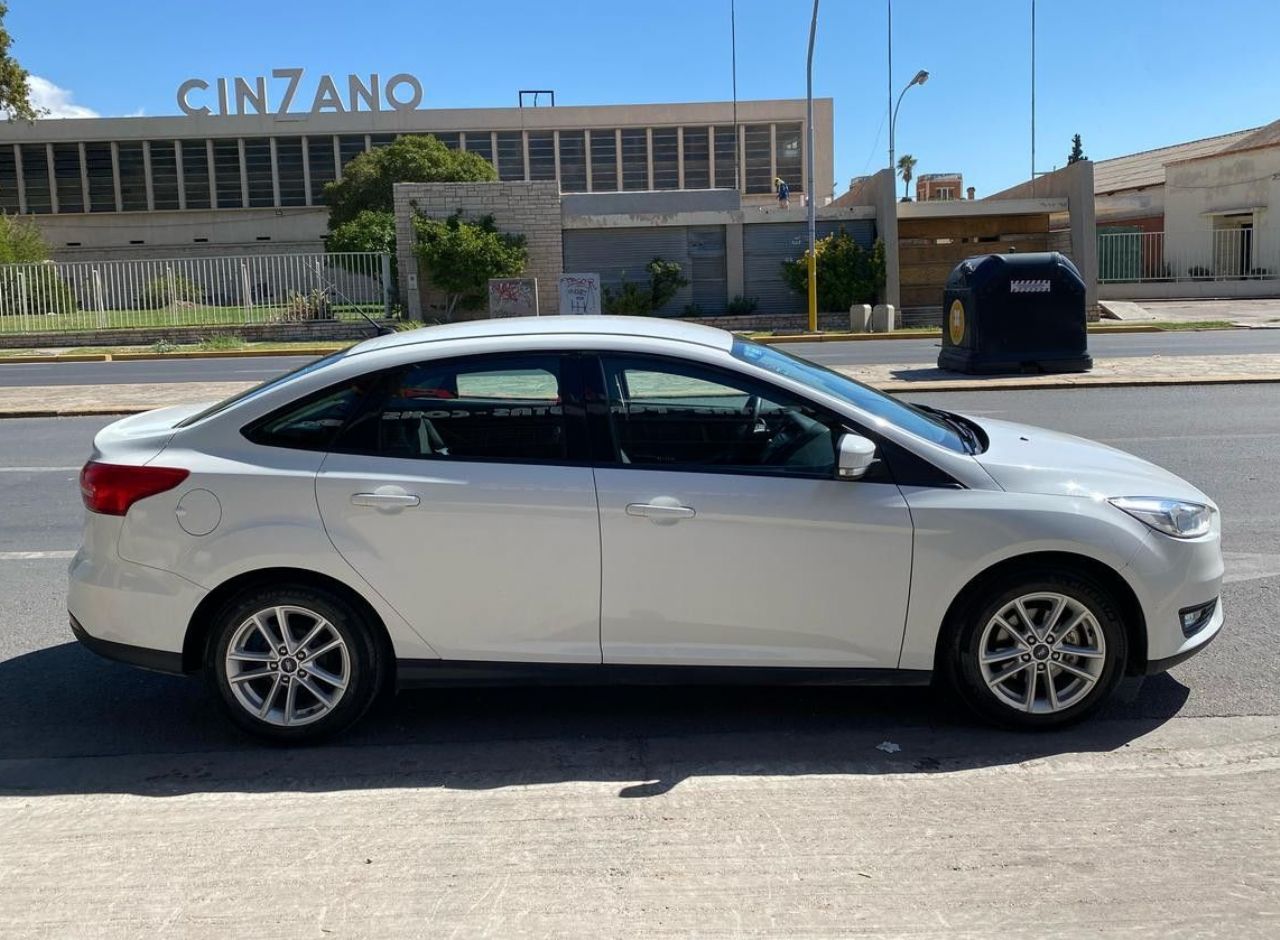 Ford Focus Usado en San Juan, deRuedas