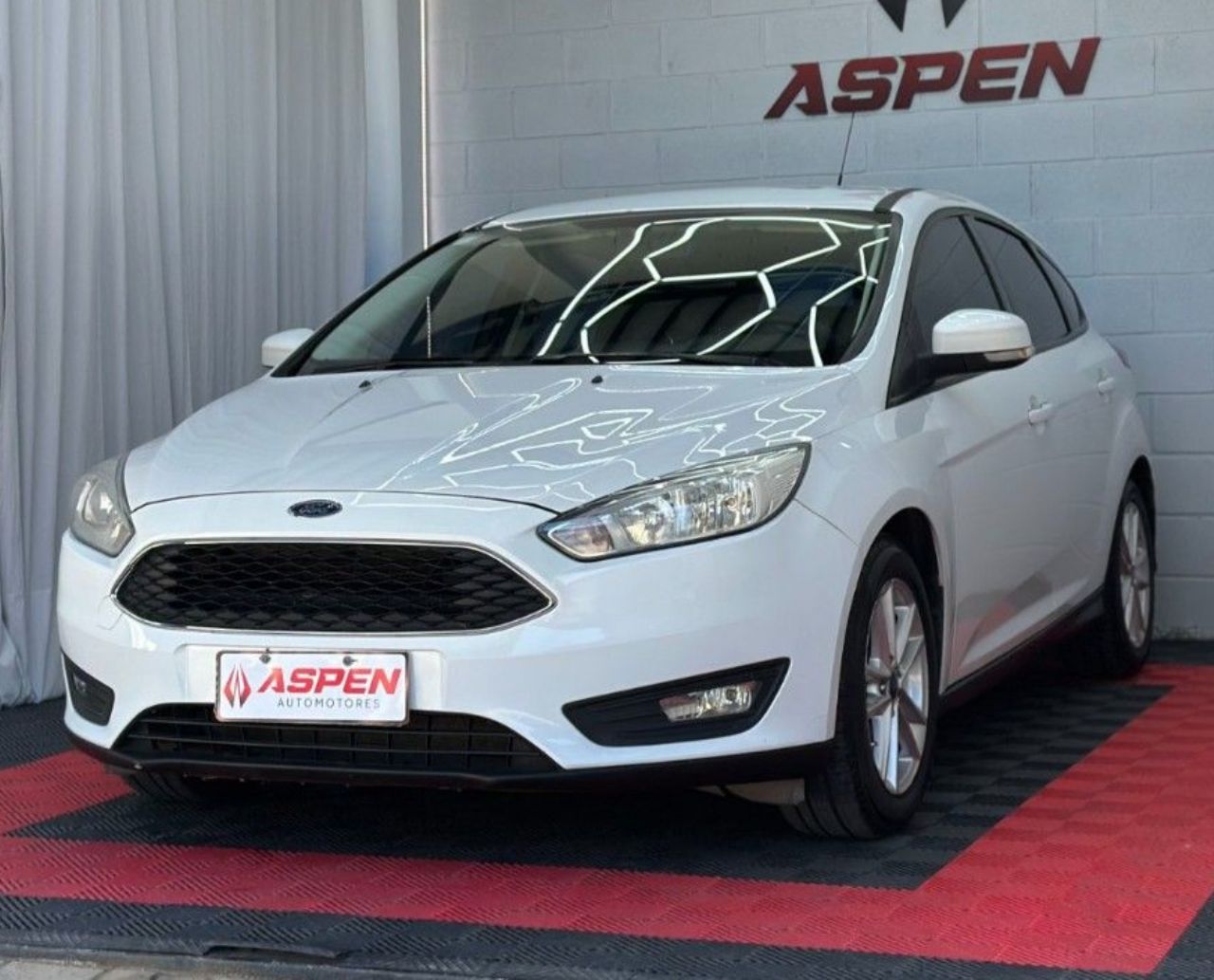 Ford Focus Usado Financiado en Córdoba, deRuedas