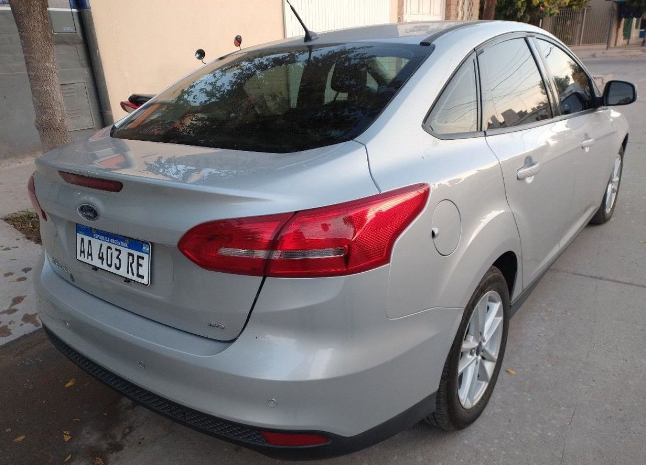 Ford Focus Usado en Mendoza, deRuedas