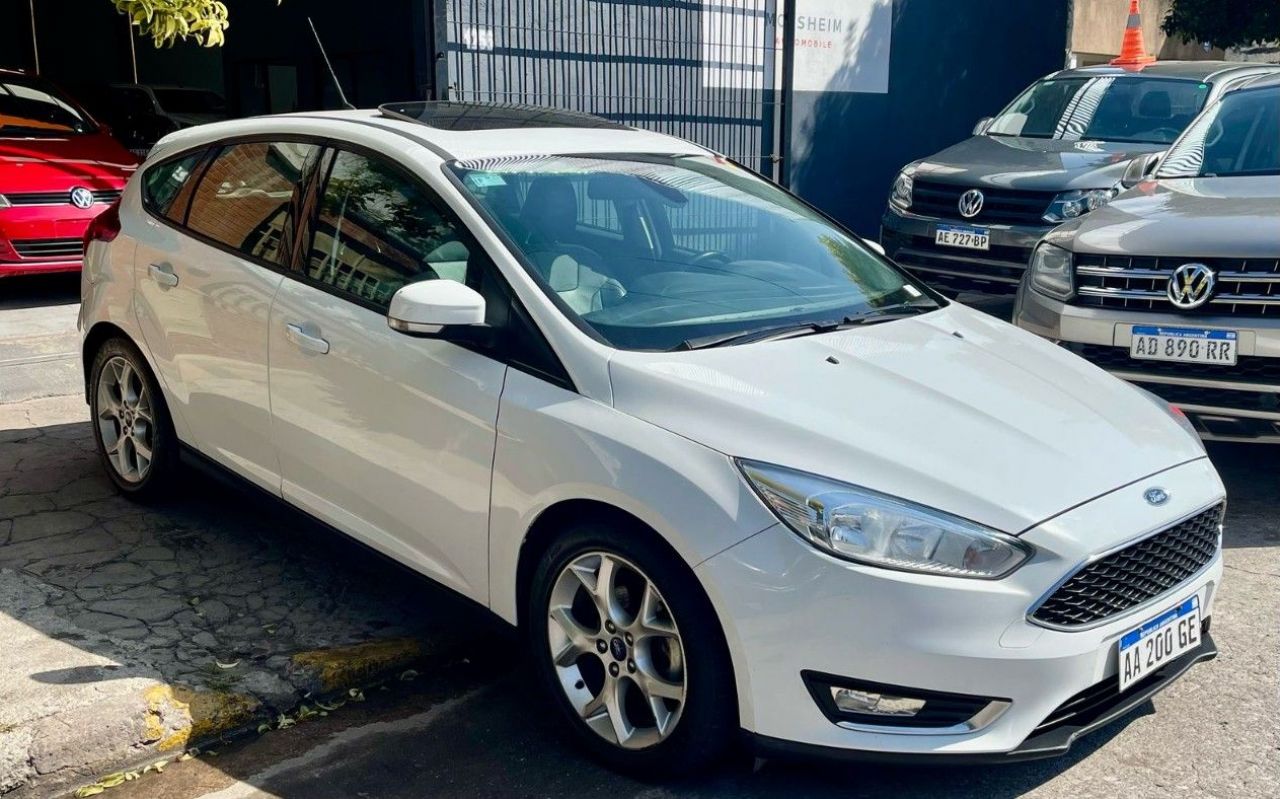Ford Focus Usado Financiado en Córdoba, deRuedas
