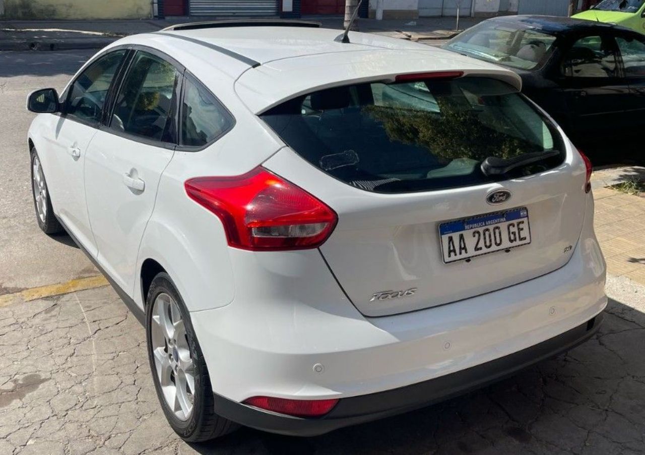 Ford Focus Usado Financiado en Córdoba, deRuedas