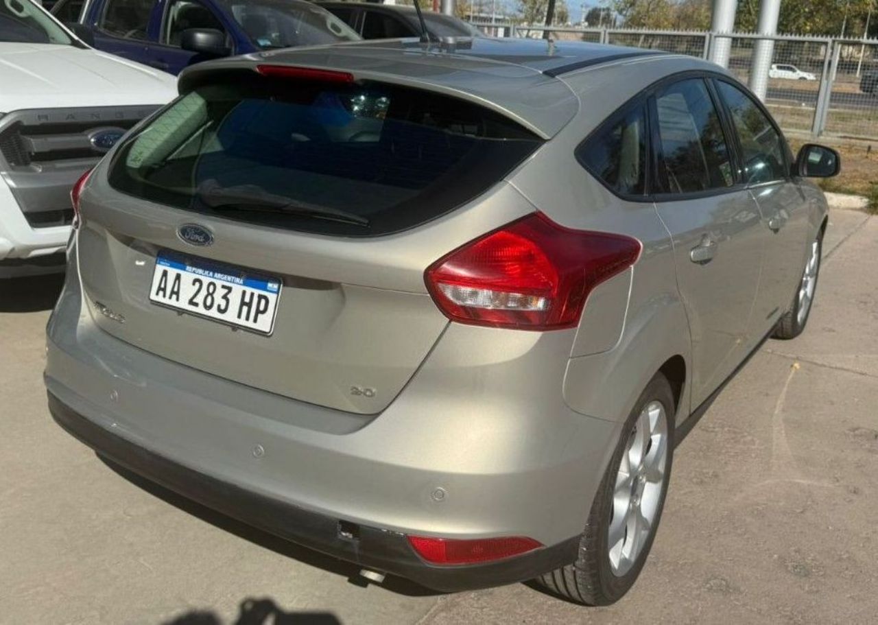 Ford Focus Usado en Mendoza, deRuedas