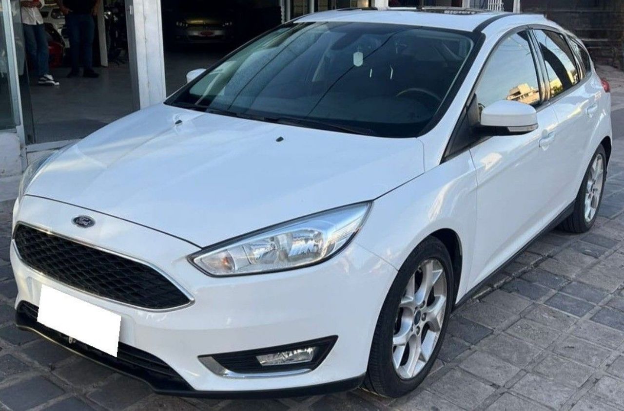Ford Focus Usado Financiado en Córdoba, deRuedas