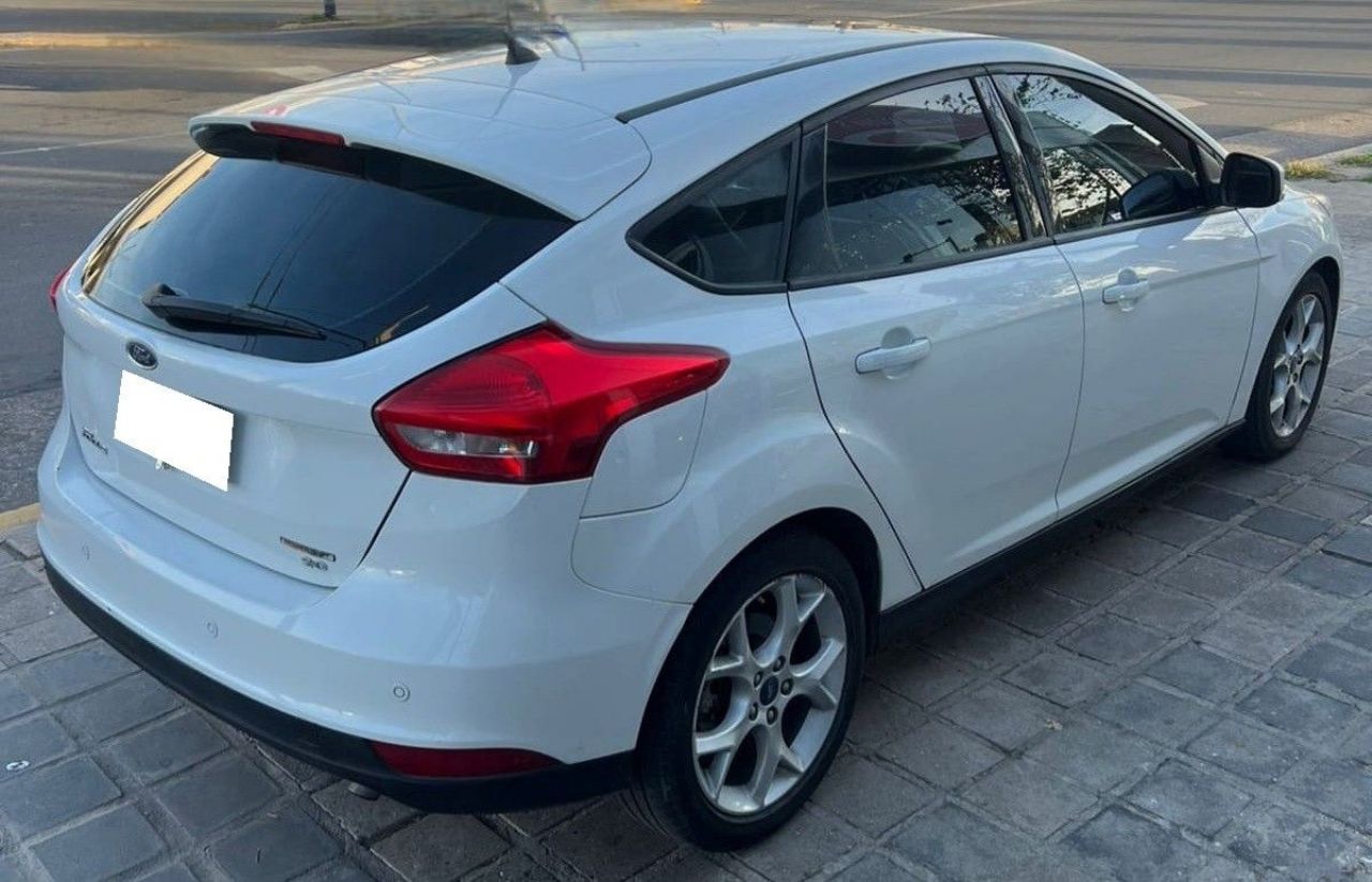 Ford Focus Usado Financiado en Córdoba, deRuedas