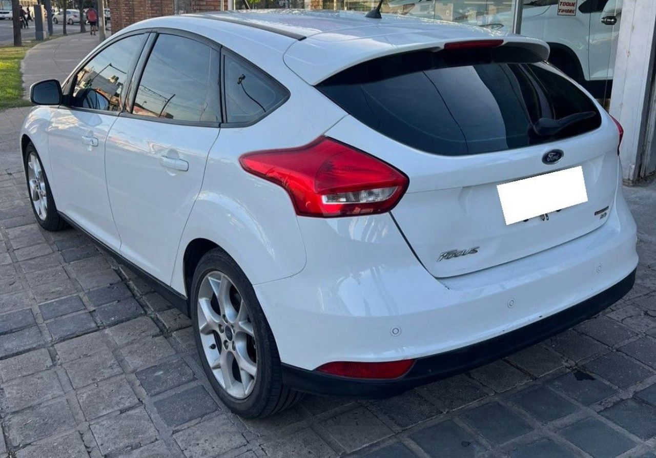 Ford Focus Usado Financiado en Córdoba, deRuedas