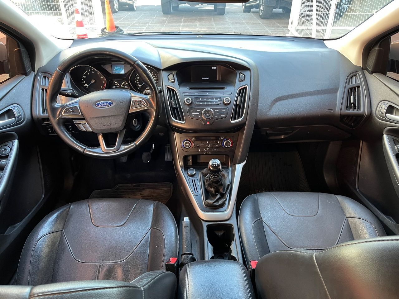 Ford Focus Usado Financiado en Mendoza, deRuedas