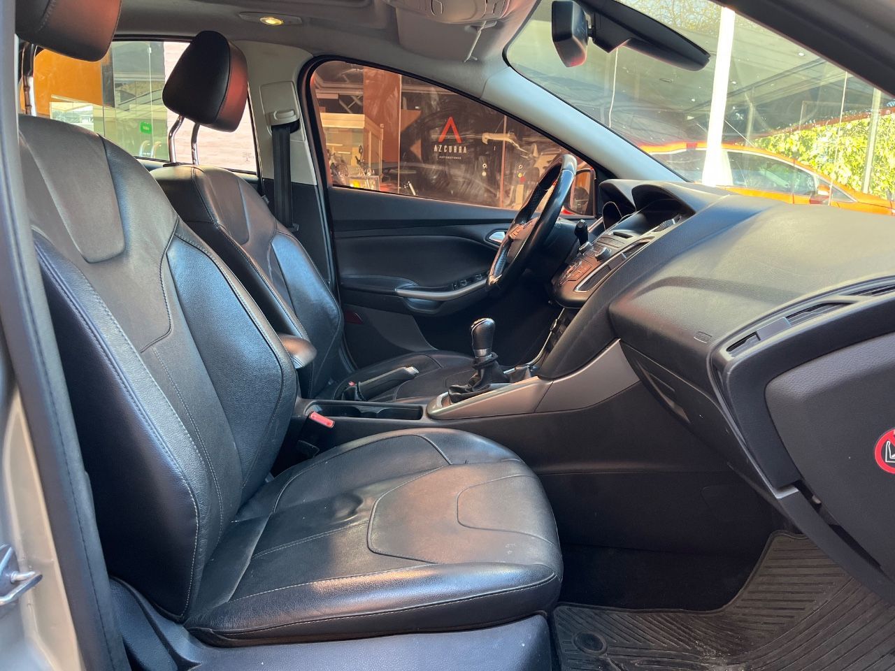Ford Focus Usado Financiado en Mendoza, deRuedas