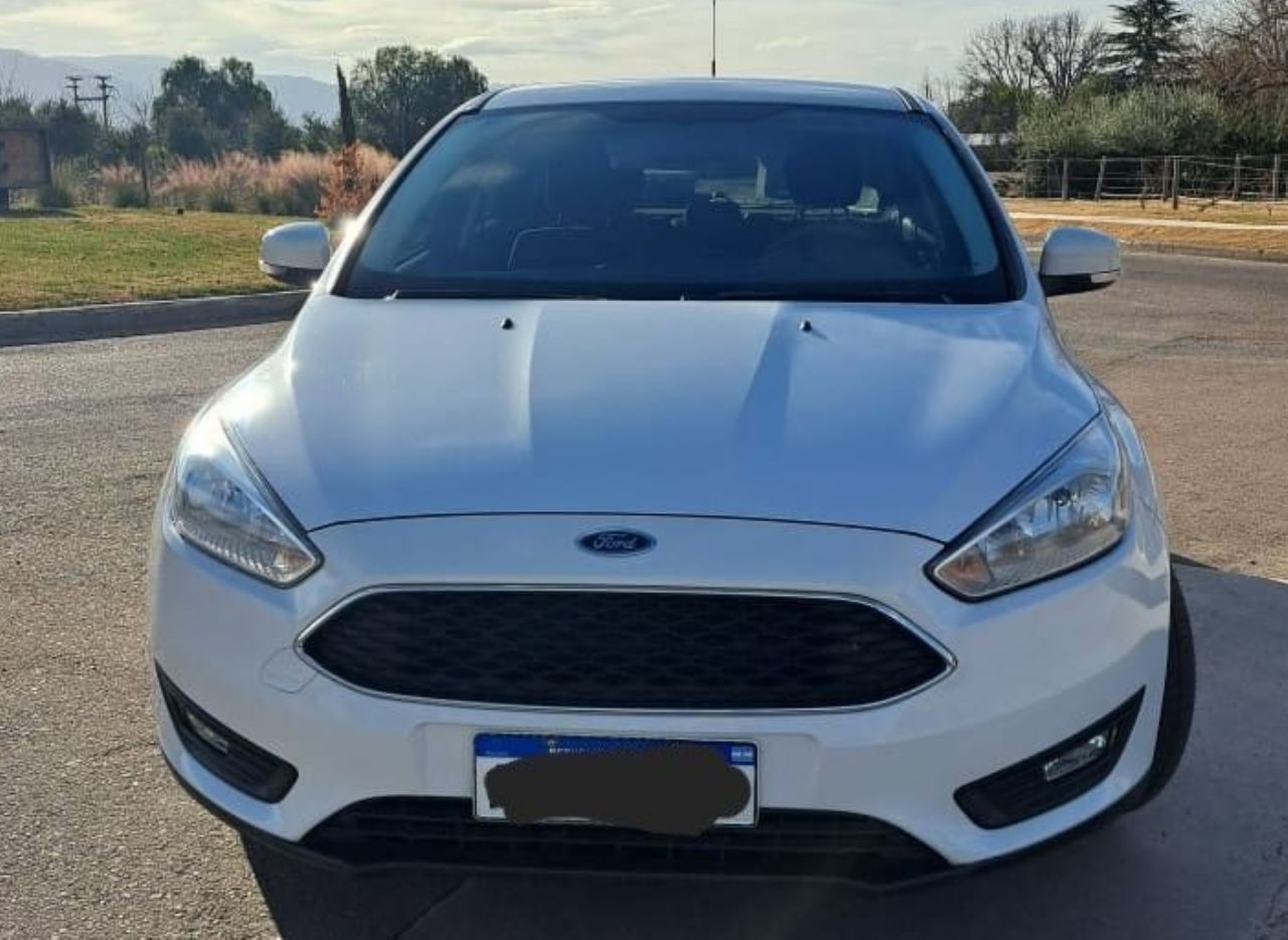 Ford Focus Usado en Mendoza, deRuedas