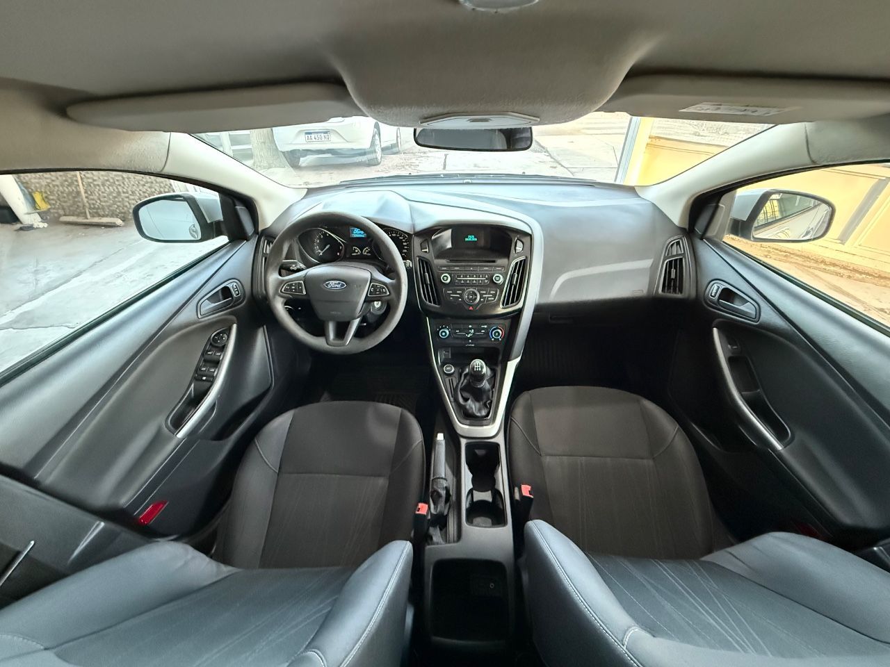 Ford Focus Usado Financiado en Mendoza, deRuedas