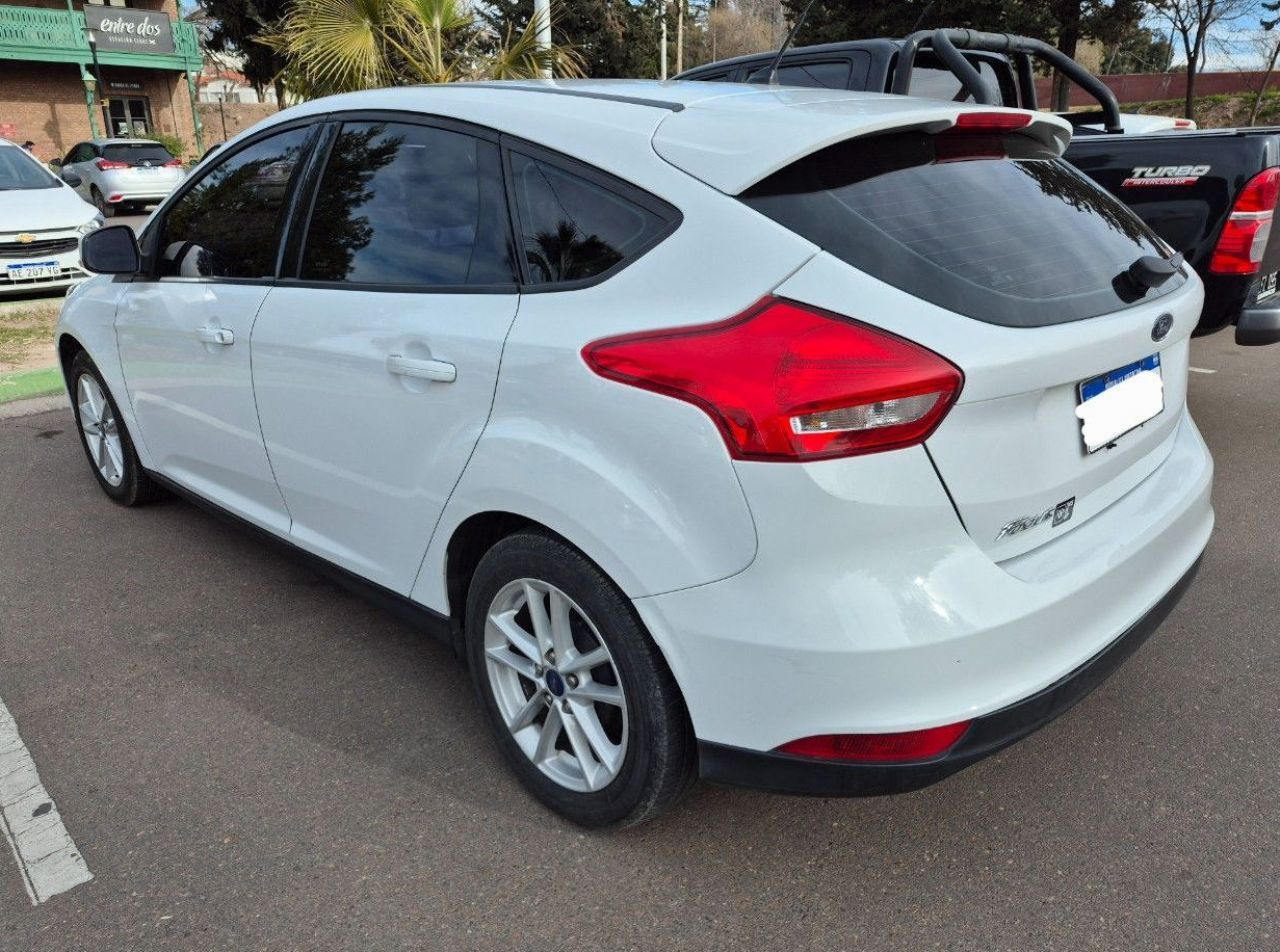 Ford Focus Usado en Mendoza, deRuedas