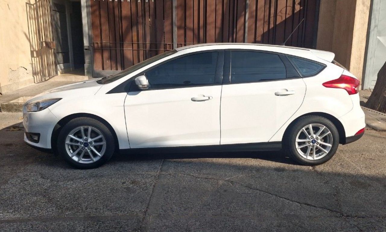 Ford Focus Usado en Mendoza, deRuedas