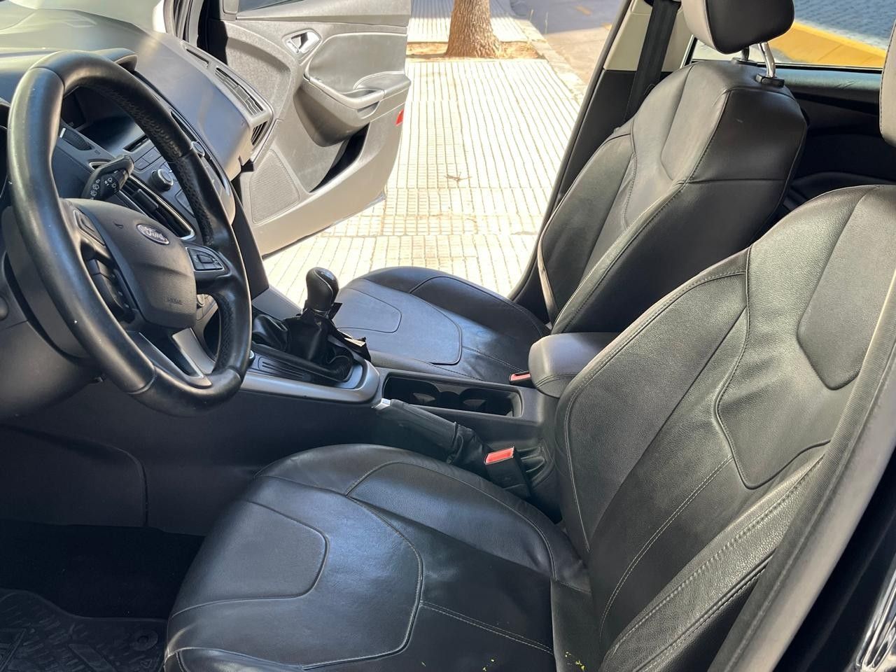 Ford Focus Usado en Buenos Aires, deRuedas