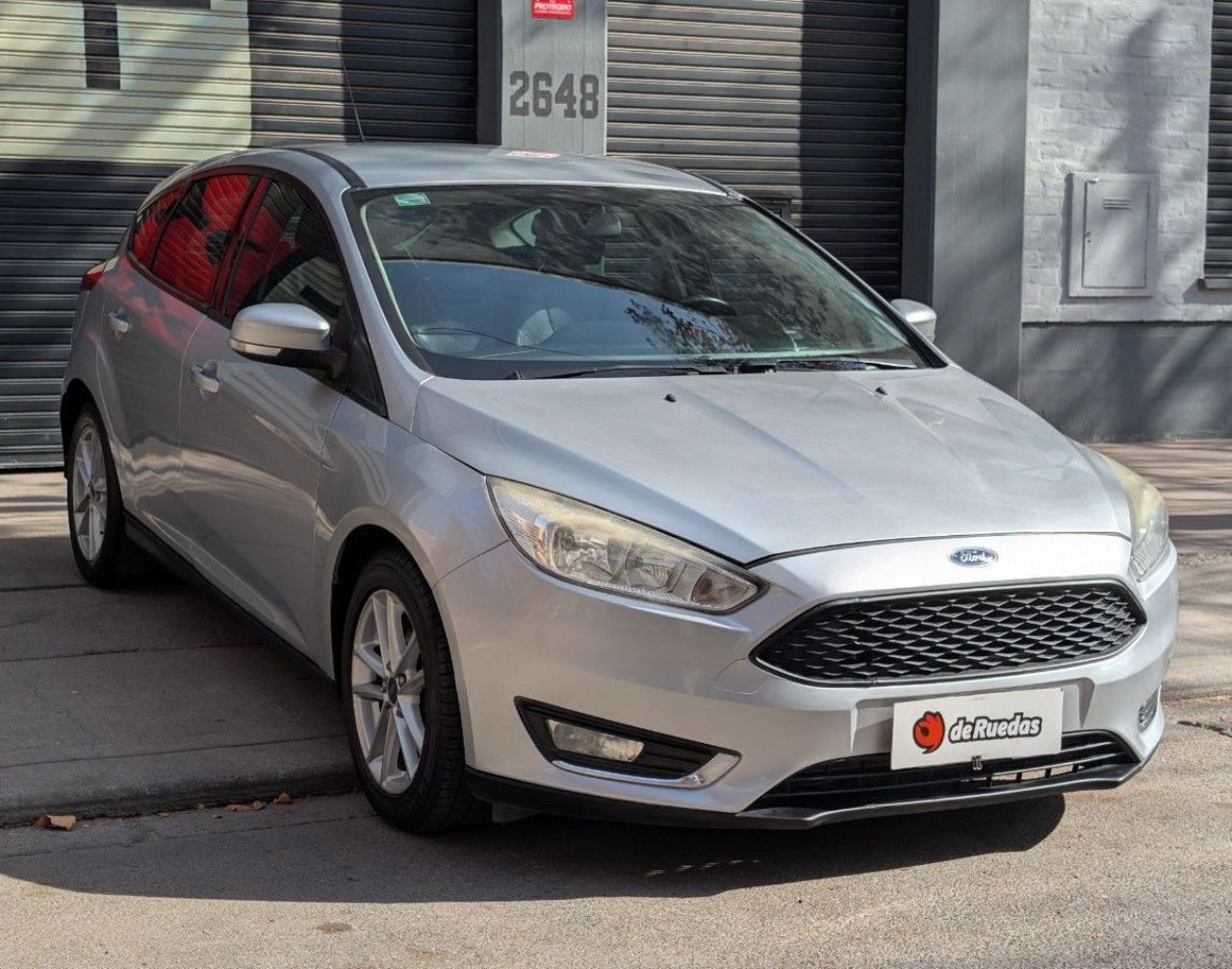Ford Focus Usado Financiado en Mendoza, deRuedas