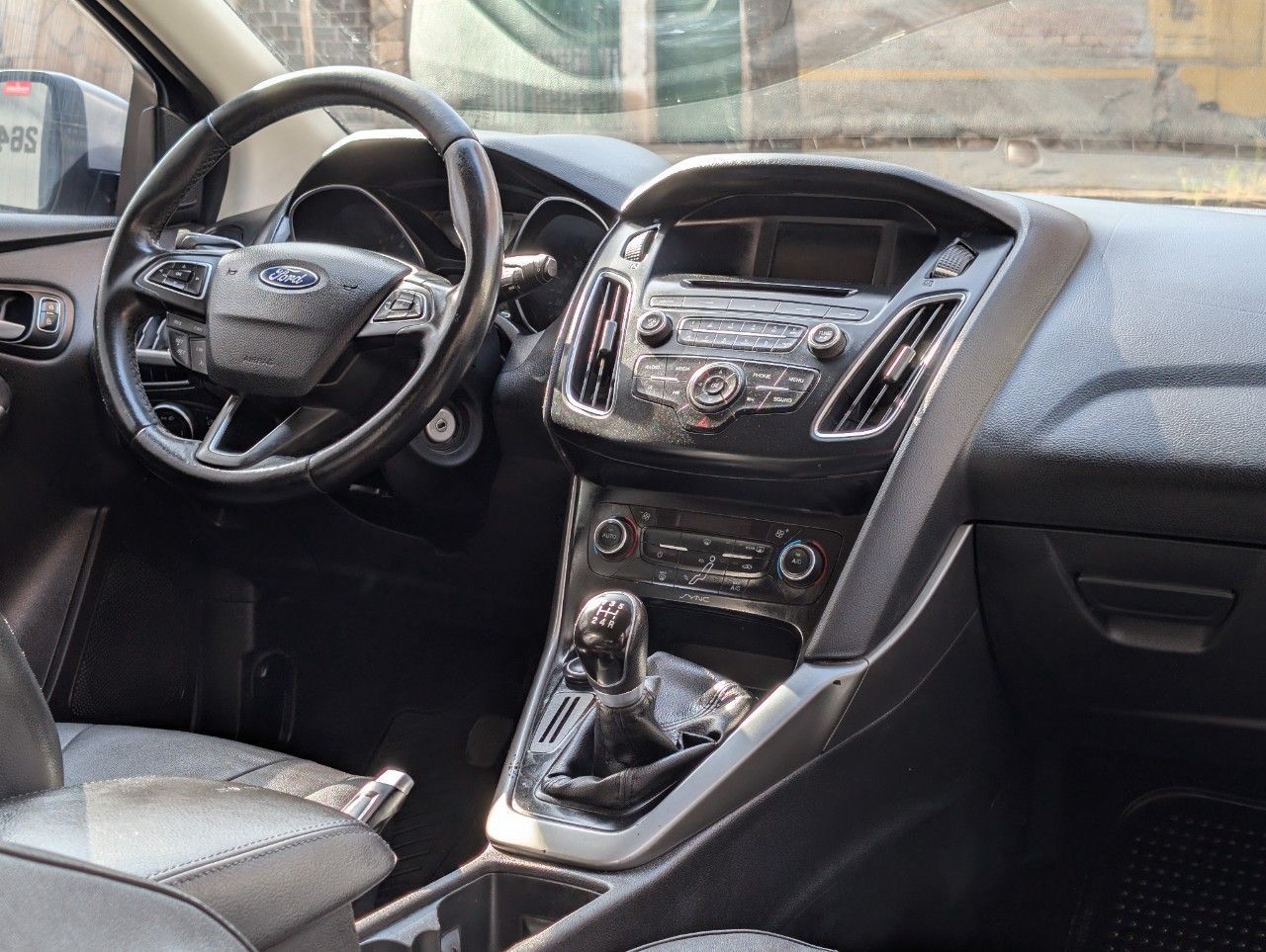 Ford Focus Usado Financiado en Mendoza, deRuedas