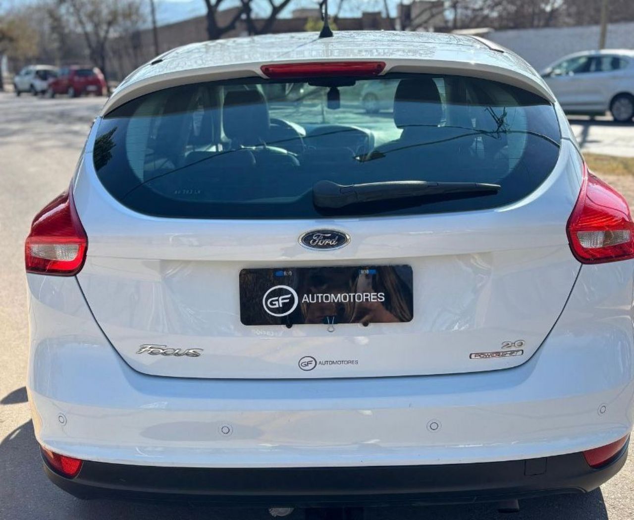 Ford Focus Usado Financiado en Mendoza, deRuedas