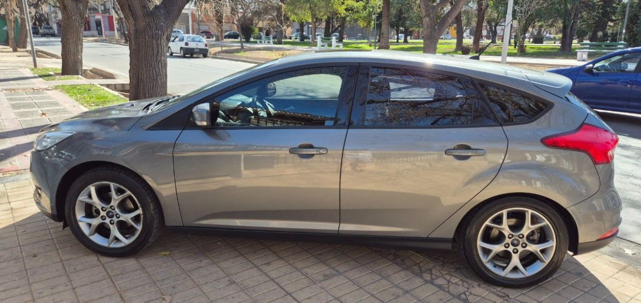 Ford Focus Usado en Mendoza, deRuedas