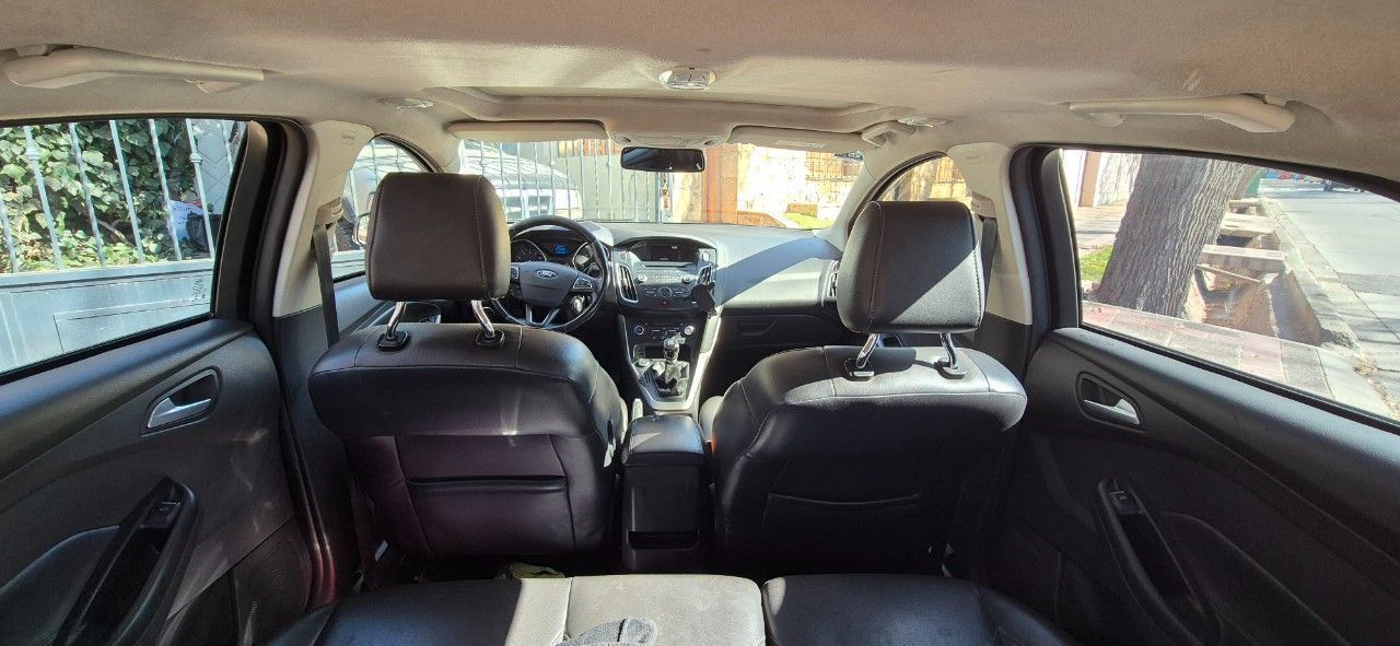 Ford Focus Usado en Mendoza, deRuedas