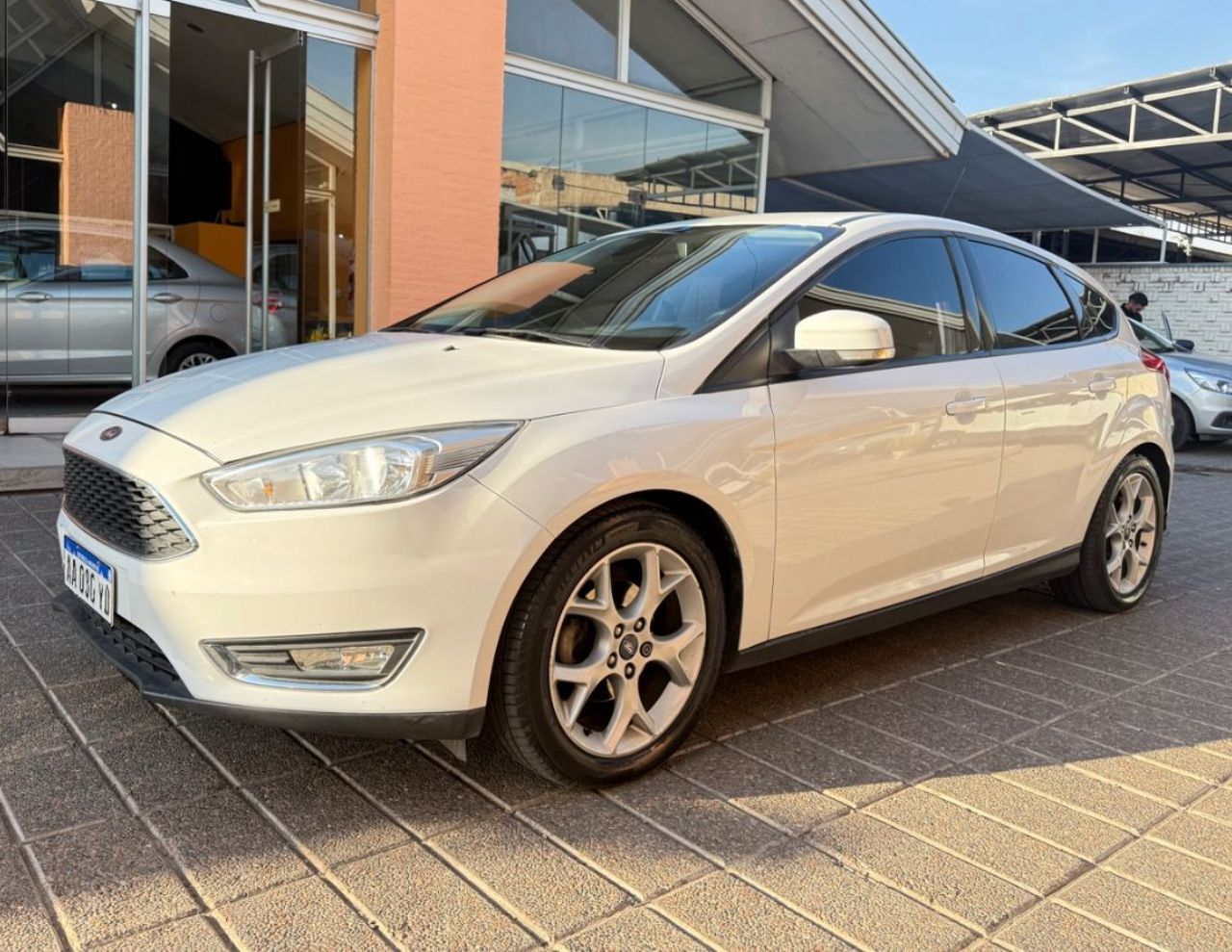Ford Focus Usado Financiado en Mendoza, deRuedas