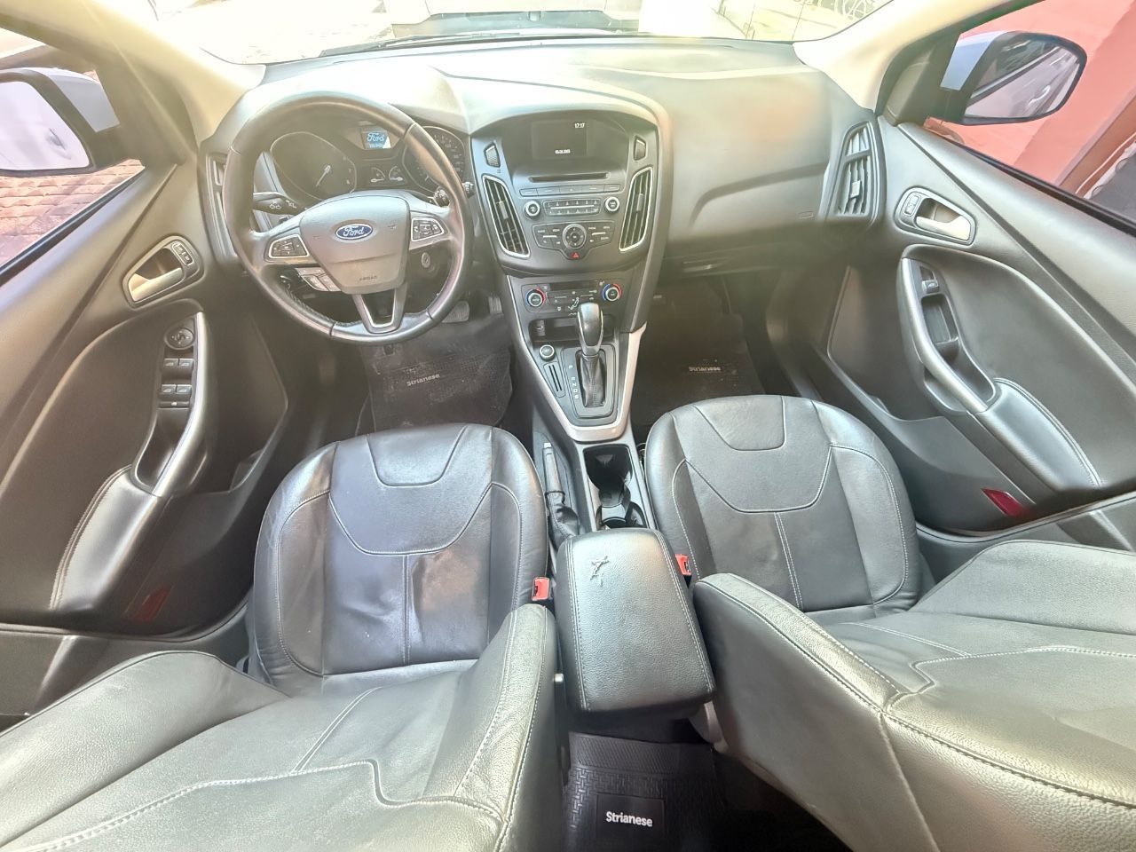 Ford Focus Usado Financiado en Mendoza, deRuedas