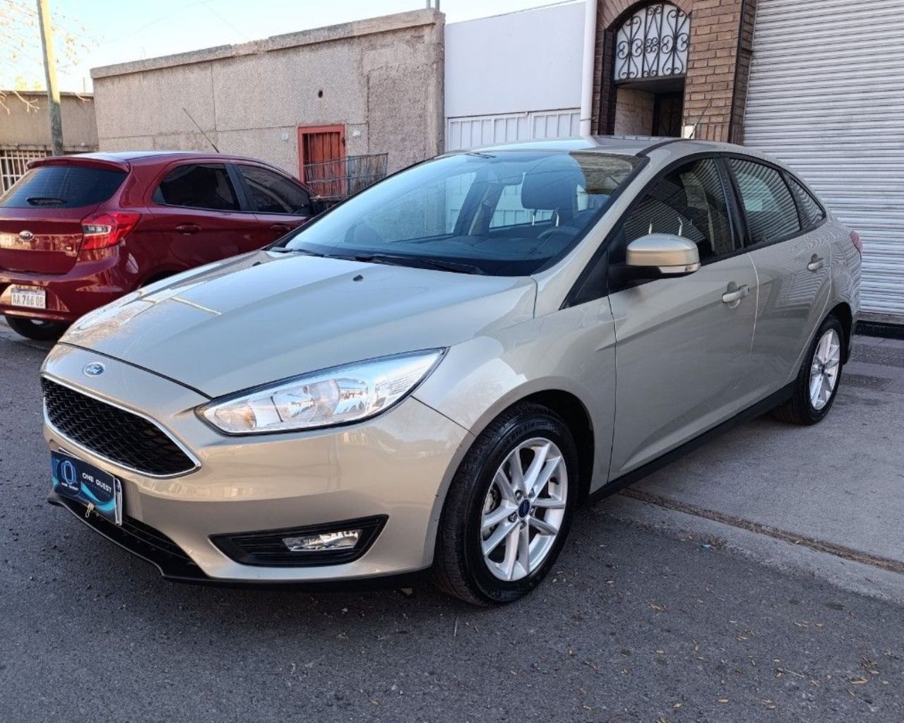 Ford Focus Usado Financiado en Mendoza, deRuedas