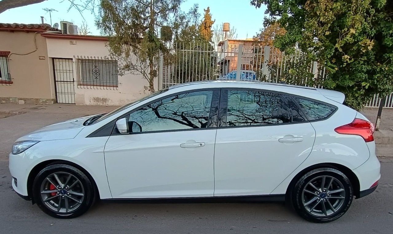 Ford Focus Usado en Mendoza, deRuedas