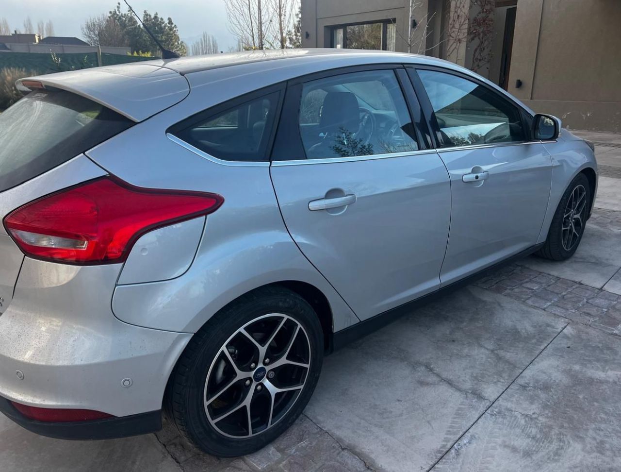Ford Focus Usado en Mendoza, deRuedas
