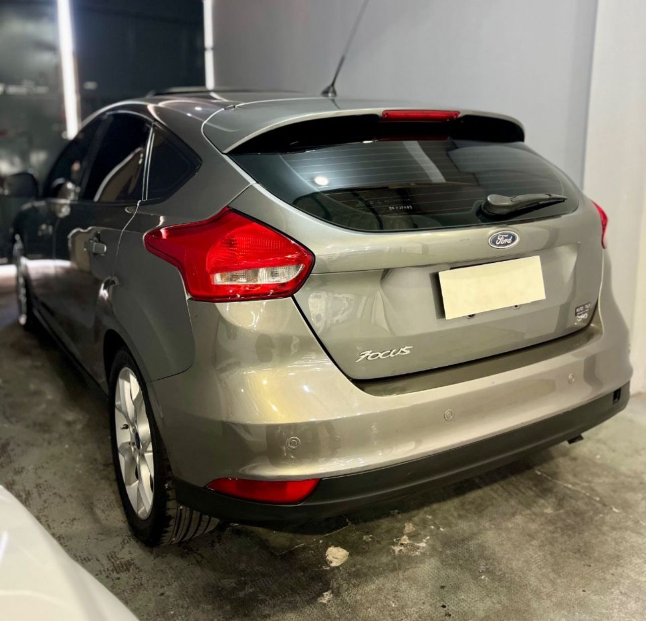 Ford Focus Usado Financiado en Mendoza, deRuedas