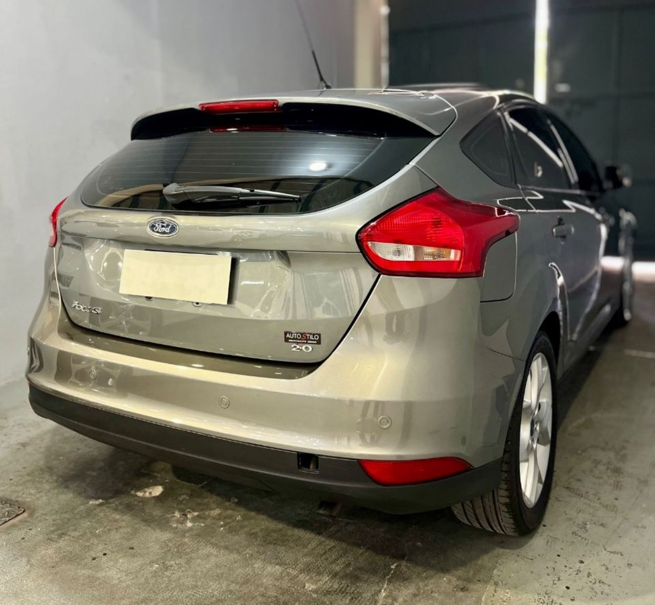 Ford Focus Usado Financiado en Mendoza, deRuedas