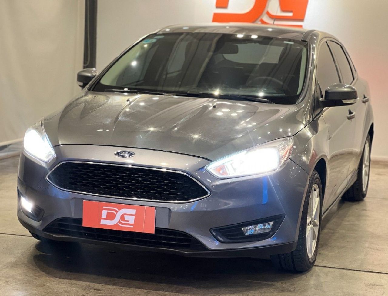 Ford Focus Usado Financiado en Córdoba, deRuedas