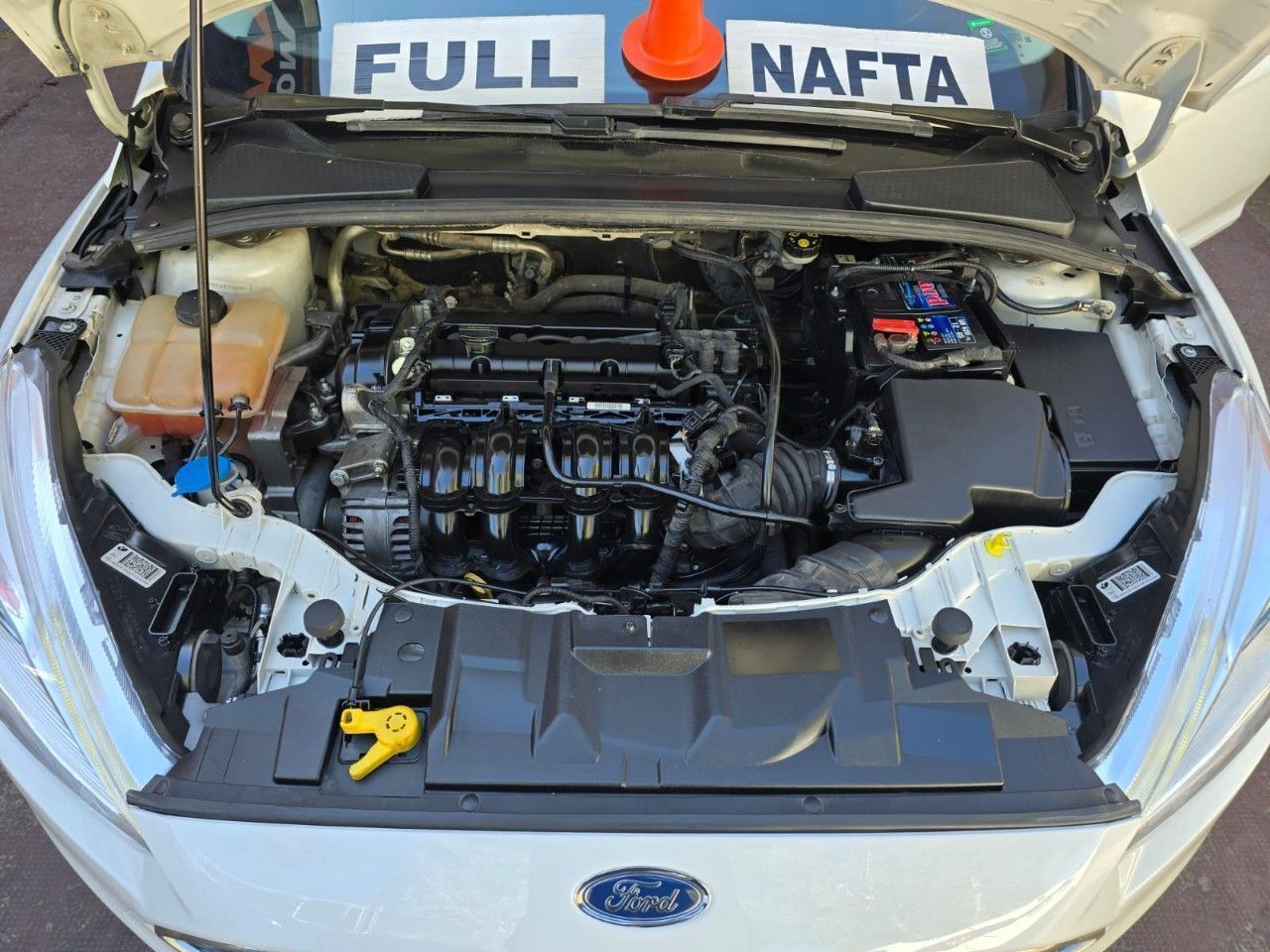Ford Focus Usado Financiado en Mendoza, deRuedas