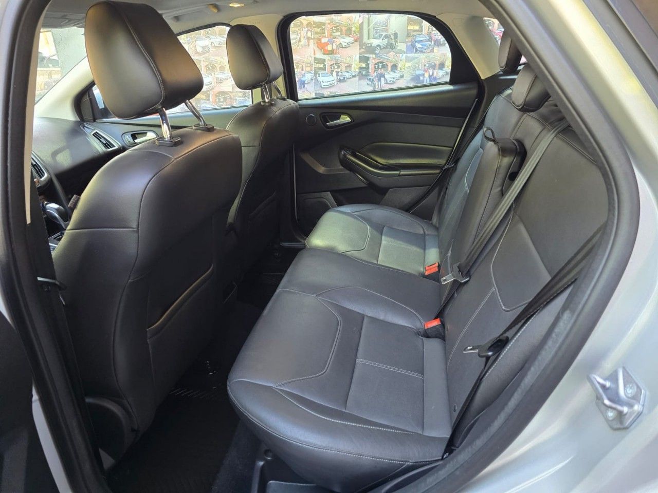 Ford Focus Usado Financiado en Mendoza, deRuedas