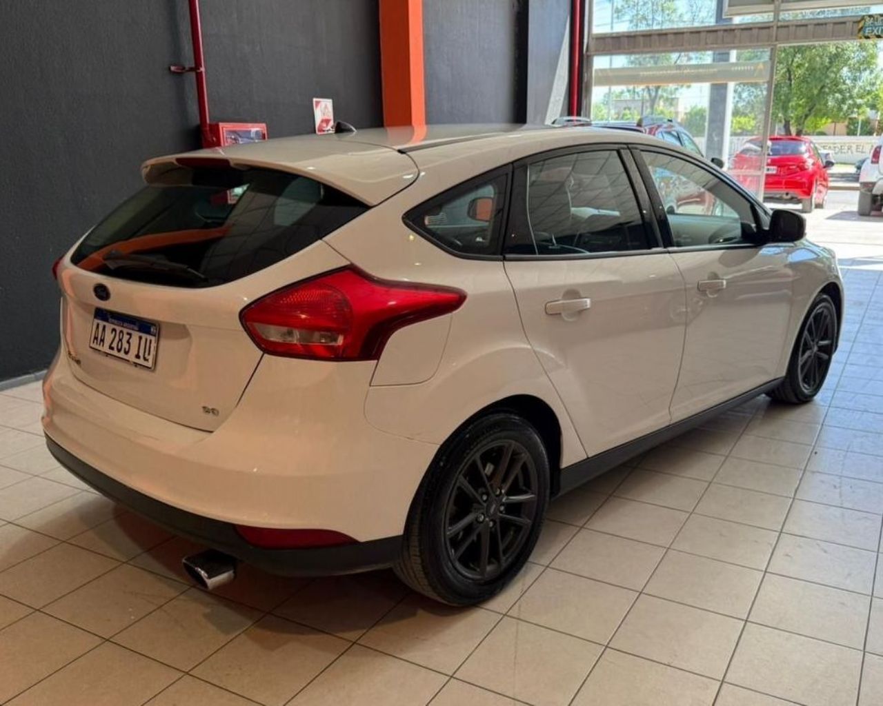 Ford Focus Usado Financiado en Mendoza, deRuedas