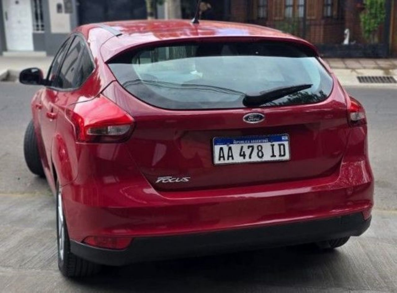 Ford Focus Usado en Mendoza, deRuedas