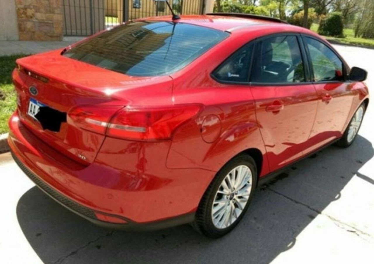 Ford Focus Usado en Santa Fe, deRuedas