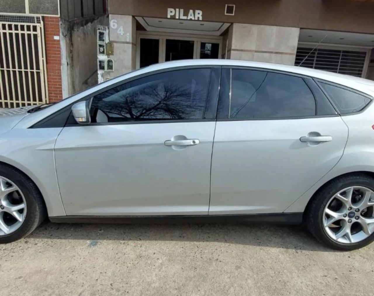 Ford Focus Usado en Buenos Aires, deRuedas