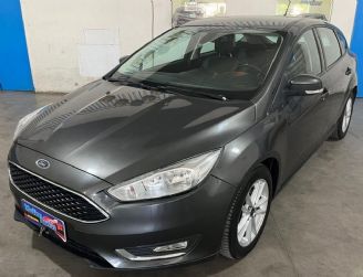 Ford Focus Usado en San Juan Financiado