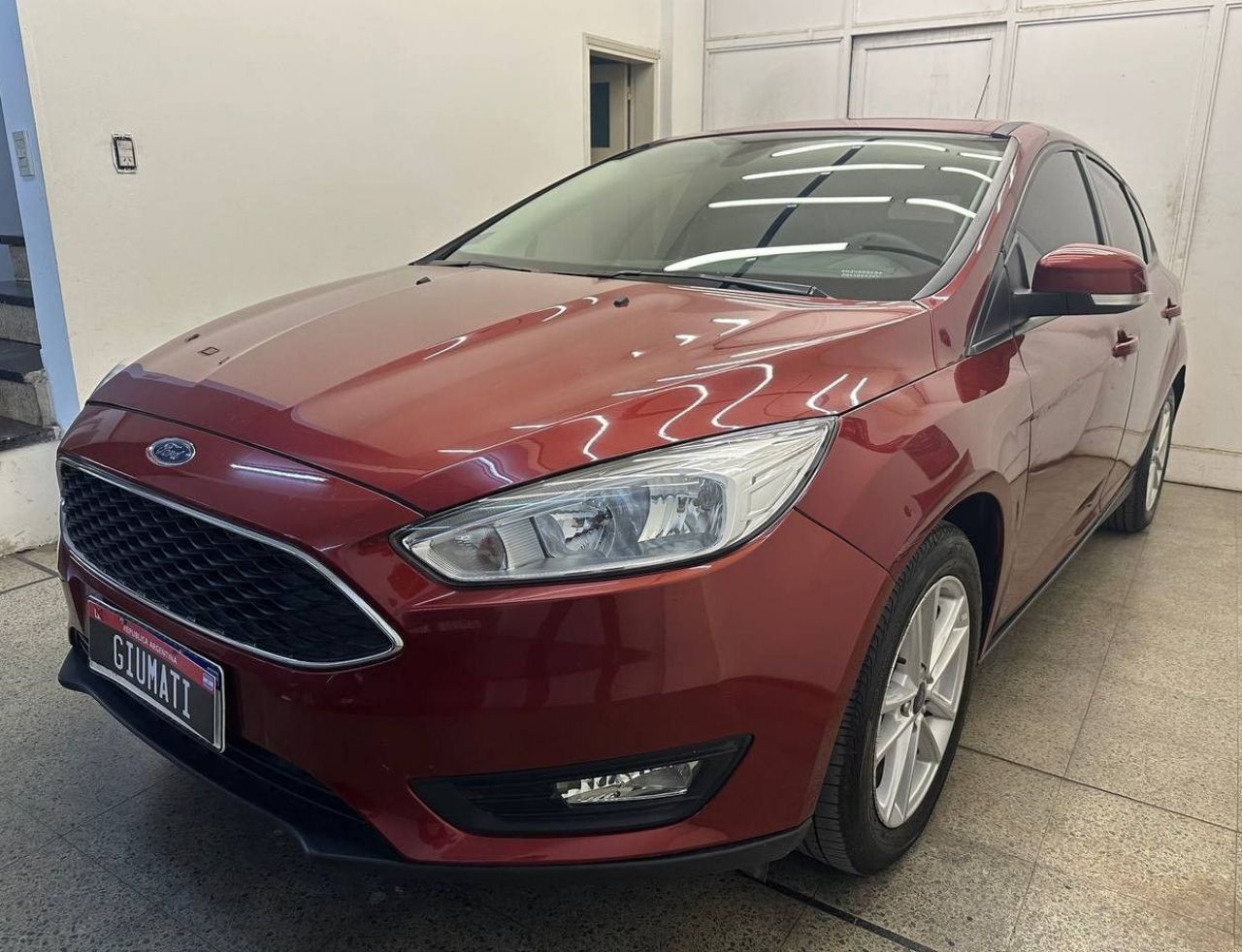 Ford Focus Usado Financiado en Mendoza, deRuedas
