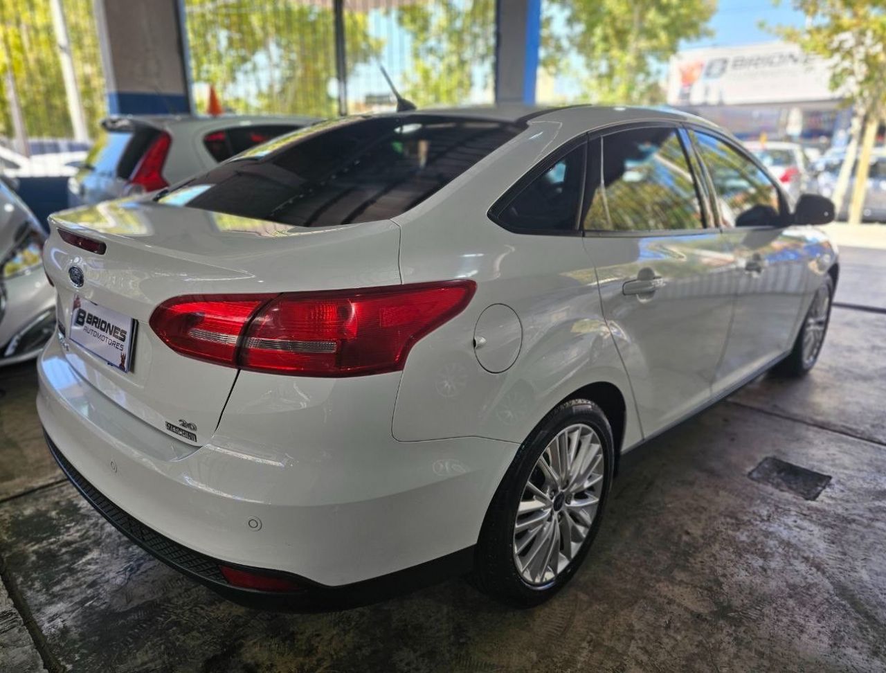 Ford Focus Usado en Mendoza, deRuedas