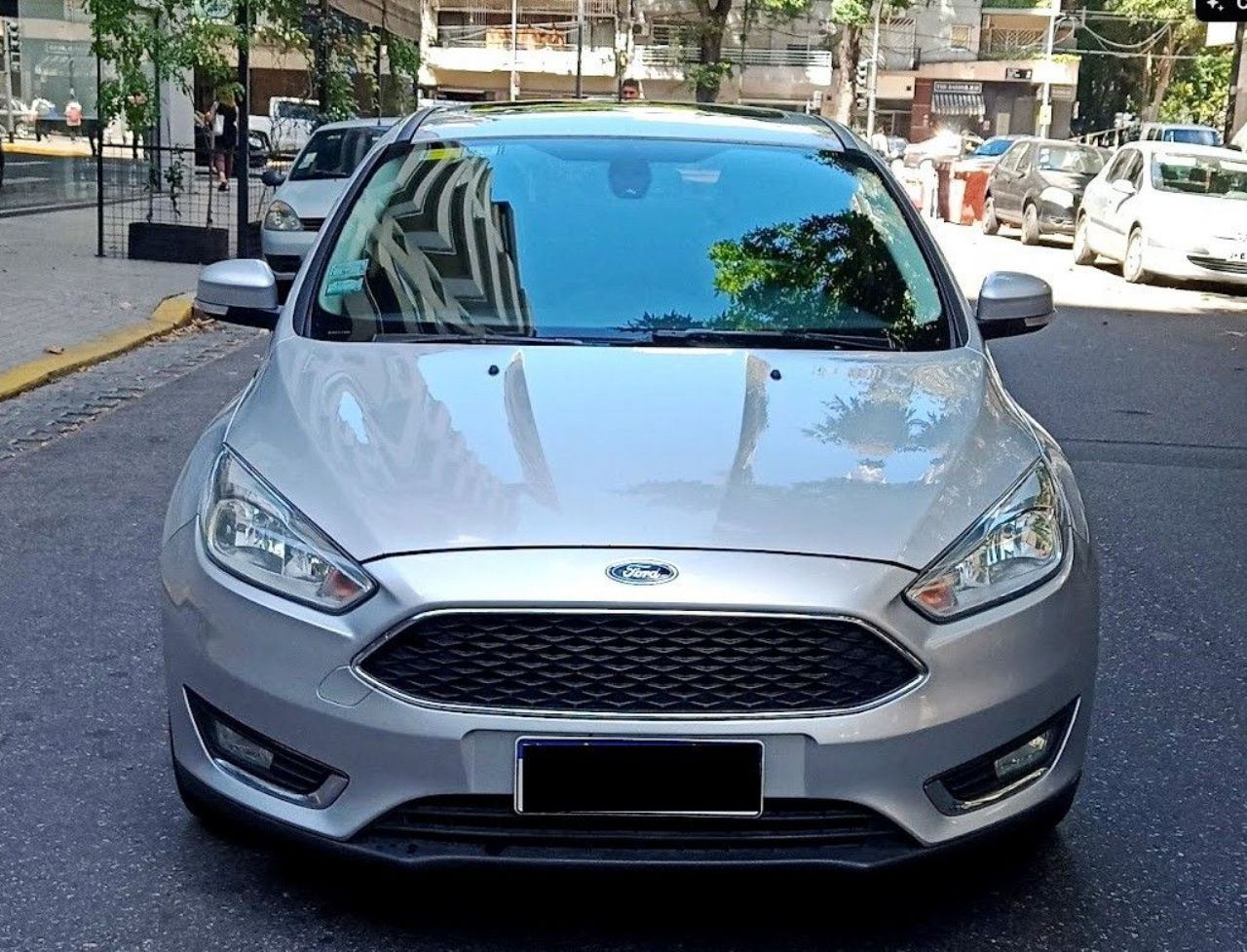 Ford Focus Usado en Buenos Aires, deRuedas