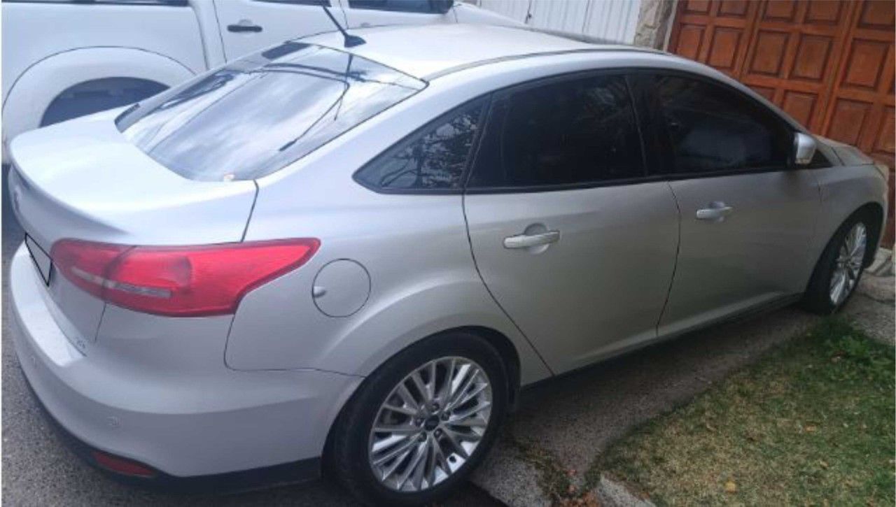 Ford Focus Usado en Neuquén, deRuedas