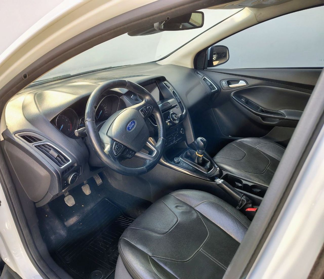 Ford Focus Usado Financiado en Mendoza, deRuedas