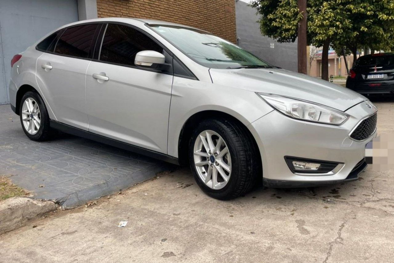 Ford Focus Usado Financiado en Córdoba, deRuedas