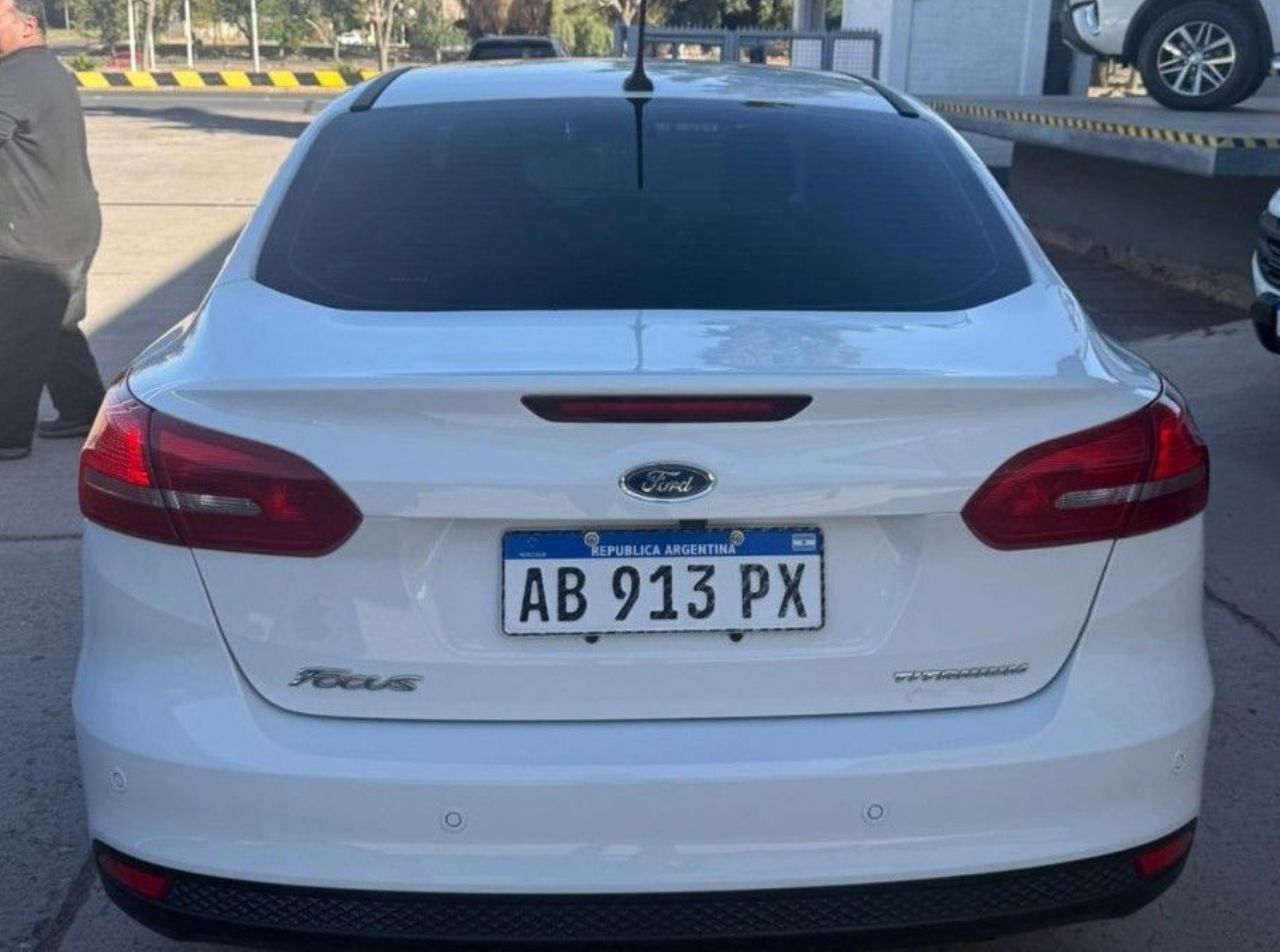 Ford Focus Usado en Mendoza, deRuedas